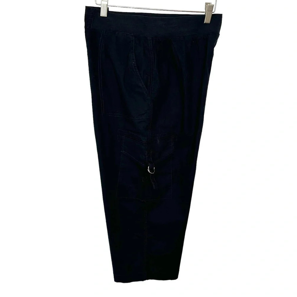 Bobbie Brooks‎ L(12-14) black comfort waist capris